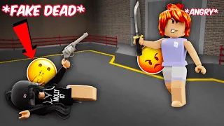 THIS NEW FAKE DEAD GLITCH IS OVER POWERED... (Murder Mystery 2)