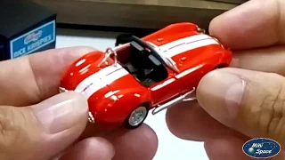 Greenlight 1965 Shelby Cobra 1/64 - Loose