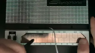 How to play seven nation army on stylophone