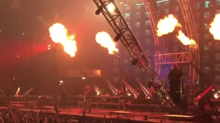 MOTLEY CRUE - Kickstart my Heart @ Mediolanum Forum Italy