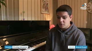 D'une application à l'instrument : Ahmed devient un prodige du piano en quelques mois