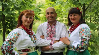 Українська народна пісня "Дощик накрапає"