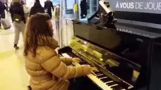 Myriam 2 mn  d'arrêt avec Chopin en gare de Grenoble(1)