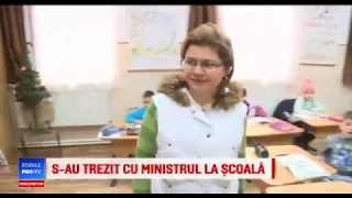 Reacția unei învățătoare care țipa la elevi, când ministrul