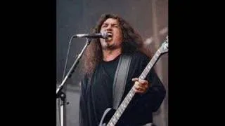 Slayer - Tom Araya - Warning the Security and Fans