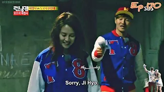 Spartace moments: Kim Jong Kook ripping Song Ji Hyo's name tag Compilation