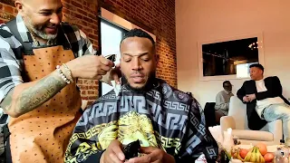 Marlon Wayans getting a haircut by BigH the Barber.Conversation w/a Cut