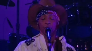 Love feat. Arthur Lee - Alone Again Or (Official Live Video 2003)