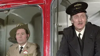 Mutiny On The Buses "It's a Lion"