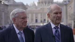 Pope meets Mormon leaders