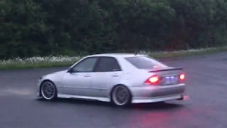 Lexus IS200 Drifting