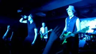 Animal ДжаZ - Три полоски (live@Respublica Odessa 22/03/2012)