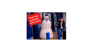 Scary snowman prank, Norwich, Norfolk, UK Season 1 Episode 1 Please watch my other videos