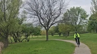 Ride with Jaskirat and Dhyan to Centinnial Park Etobicoke Trail (Background Music)