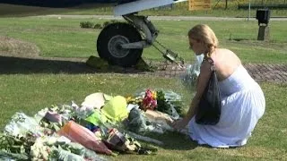 Dutch mourn victims of MH17 tragedy