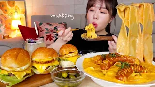 핵불닭소스 듬뿍 넣은 크림파스타🍝🌶, 직접 만든 모닝빵 햄버거 먹방🍔Hot spicy cream pasta, homemade hamburger MUKBANGㅣASMR