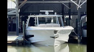2022 Boston Whaler 420 Outrage For Sale at MarineMax Naples Yacht Center