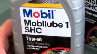 Видео распаковка масла Mobil Mobilube 75W-90
