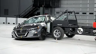 2022 Nissan Altima updated side IIHS crash test