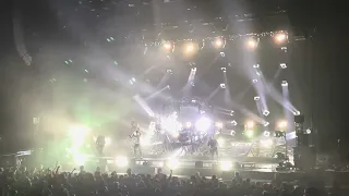 Bottom Feeder by Parkway Drive (Live) Laval 19-09-23