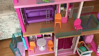 Barbie Dreamhouse, Doll House Playset with 70+ Accessories Including Transforming Furniture Review