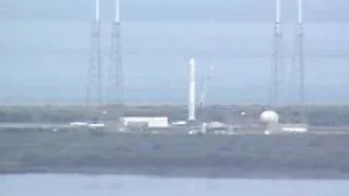 SpaceX Falcon 9 First Launch Reaches Orbit (View From KSC VAB Roof)
