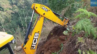 Cutting Steep Hill-JCB Backhoe Loader-Hilly Rough Road Construction