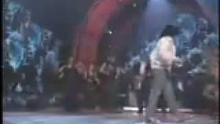 James Brown Dies (Tribute with Michael Jackson)