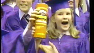 1982 Pringles Potato Chips "Class Picture, Fever for the flavor" TV Commercial