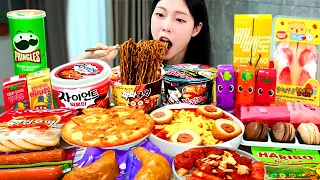 ASMR MUKBANG| Convenience store! Black bean noodles, Fire noodles, Cheese Tteokbokki, Desserts.