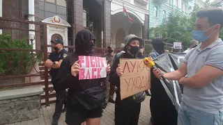 Протесты в Киеве у посольства Беларуси