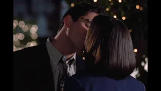 Lois and Clark HD CLIP: Lois and Clark's first official kiss