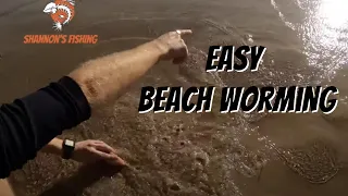How to catch live BEACH WORMS it is very easy and fun!