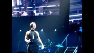 Alicia Keys, Empire State of Mind -Girl on Fire Tour (Tampa)