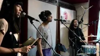 The Phenomenal Handclap Band - 15 to 20 (Live on KEXP)