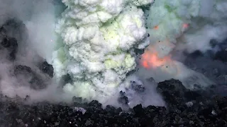 A Large Volume of Magma Moved Underneath an Antarctic Volcano