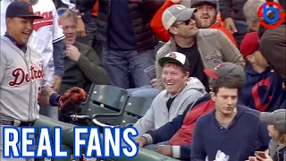MLB | Interacción with real fans