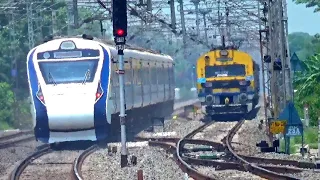 😍 Newest WAP-7 Locomotive Nabadiganta with Purulia Express | PERFECT Train CROSSING & OVERTAKE