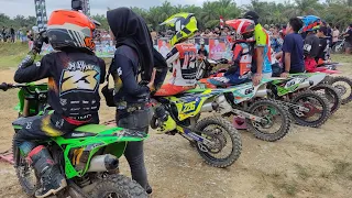 M ATHAR PERDANA PAKAI KAWASAKI KX85!! AKSINYA BIKIN HEBOH WARGA RIAU!!