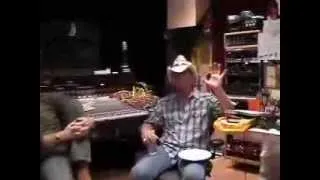 Metallica - Jump in the Studio: Welcome to HQ (August 1, 2002)