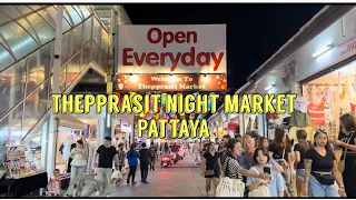 The Thepprasit Night Market in Pattaya offers a vibrant shopping experience. 🇹🇭