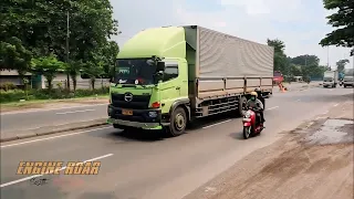 Truck Spotting Traffic Sound - Very busy highway with large vehicles Truck container trailer wingbox