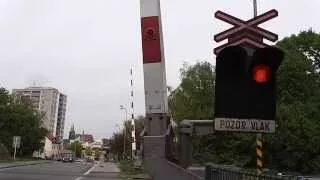 Železniční přejezd SSSR Chrudim #1 [P5343] - houkačky / Czech railroad crossing