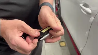 Instructions how to open Chery Tiggo 8 with emergency key .איך פותחים צ'רי טיגו 8 עם מפתח החירום