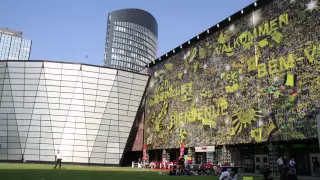 Schwarz wie Kohle, gelb wie Bier - die Dortmund- und BVB-Hymne