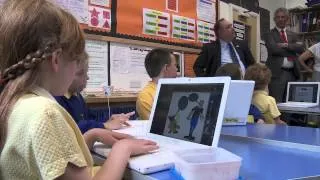 First Minister visits Manx language school