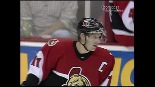 #ThrowBackThursday: Awesome Alfredsson Hat Trick From 01'