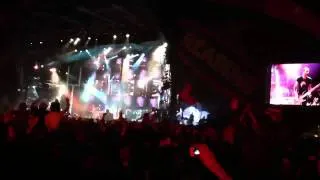 Muse - Hysteria (Live at Reading 2011)