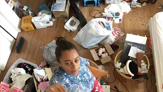 CLEANING EXTREMELY MESSY ROOM SATISFYING *TIME LAPSE*