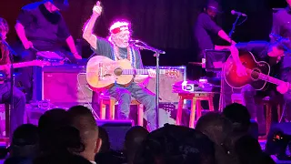 Willie Nelson Good Hearted Woman